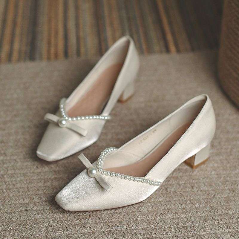 Middle Heel Crystal Xiuhe Wedding Shoes Women's Pearl New Thick Heel Single Shoes Small Fragrant French Dress High Heels Spring and Autumn Models