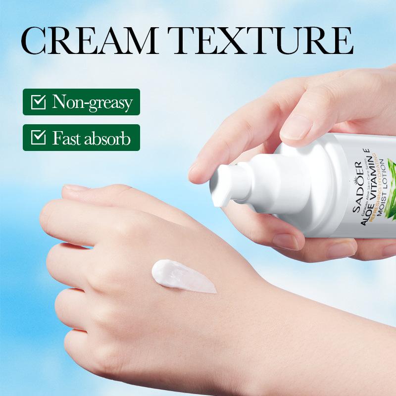 Aloe Vera Vitamin E Milk 100ml SADOER Moisturizing Moisturizing Lotion Cream