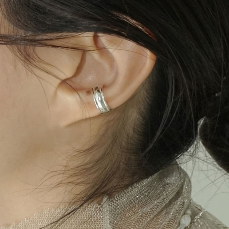 LIMILIMI Mama Earcuff 03