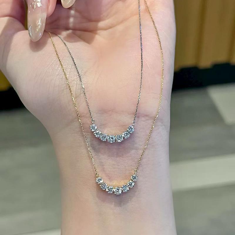 Zhuozhifan S925 Silver 7-Stone Smiley Face Pendant Versatile Necklace