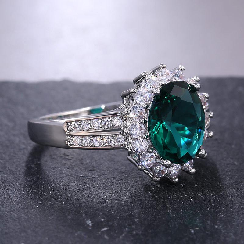 Niche designer, light luxury ring female Internet celebrity ins cold wind oval ring ring trinket