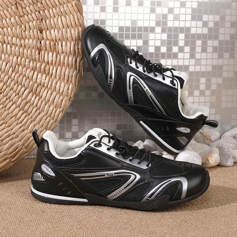 

Новые женские футбольные тренировочные кроссовки - Легкая тонкая подошва, Дышащий сетчатый верх, Стильные и универсальные кроссовки в гоночном стиле 39