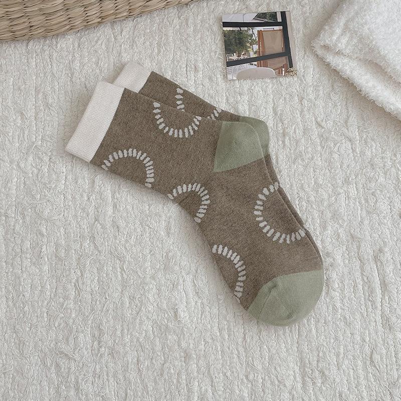 

Женские осенние носки-гольфы без косточек с маленьким цветным кругом 1 pair кофейный