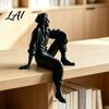 Minimalist Resin Art Crafts 3D Printed Resting Traveler Figurine Edge Sitting Sculpture Decor Stylish Home Office Ornaments Artistic Desktop