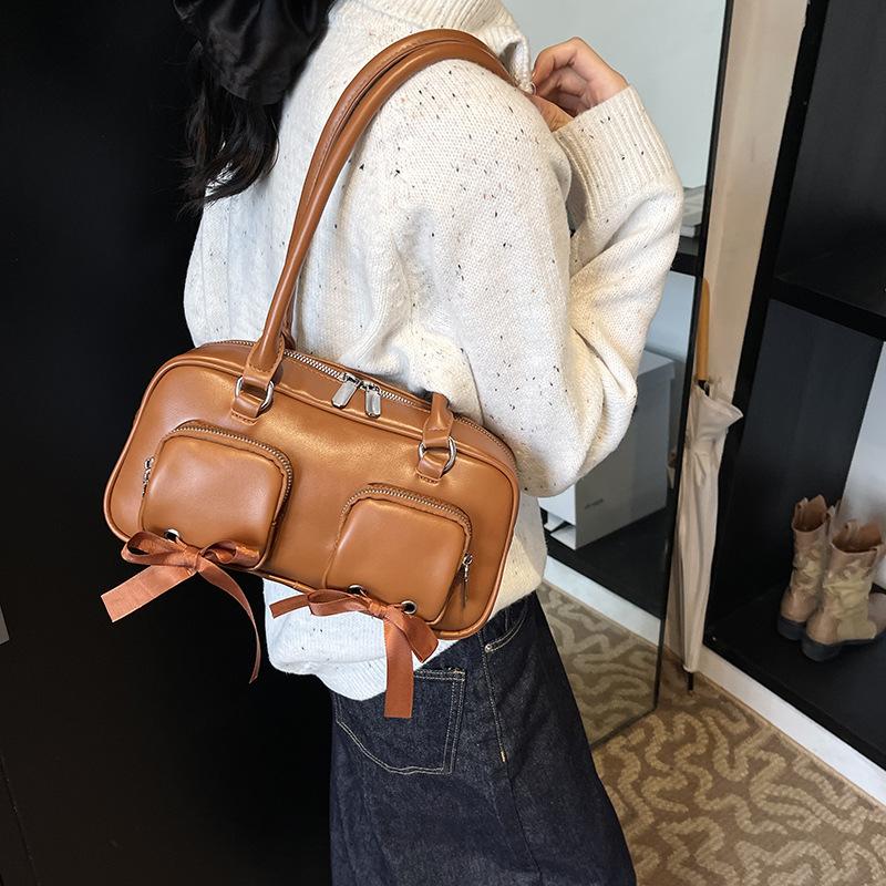 Simple Retro Underarm Bag Women's 2025 Winter New Niche Portable Commuter Shoulder Bag