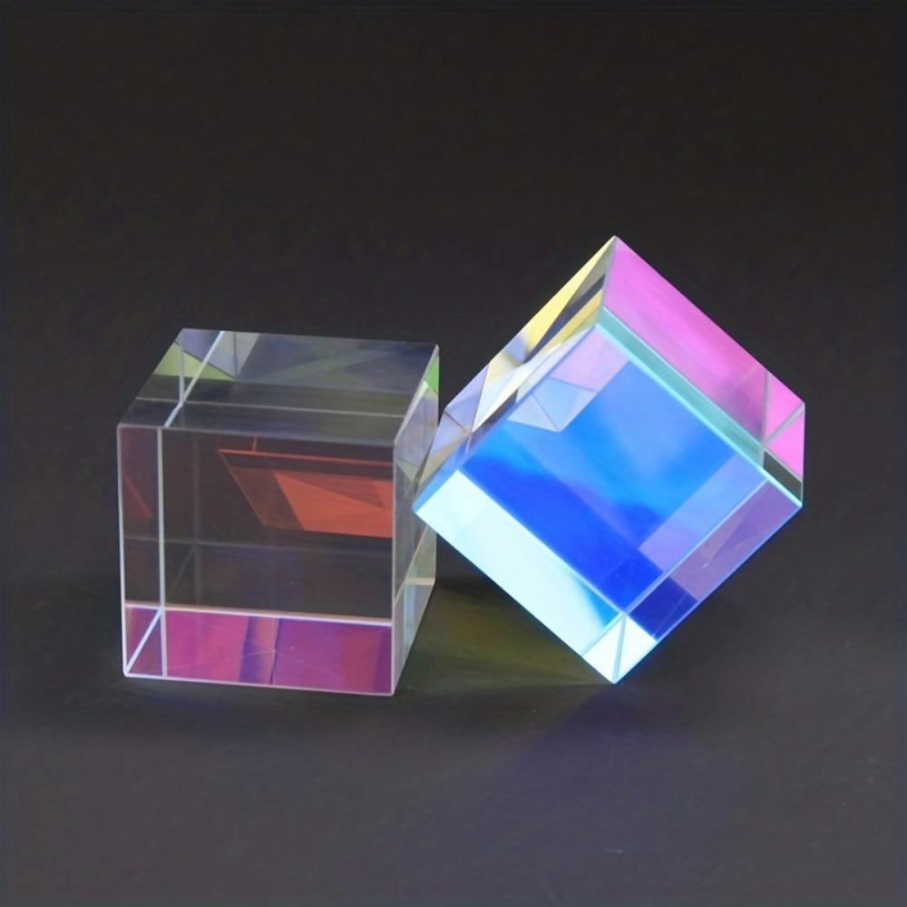 Fortryllende krystallprismekube: Allsidig og lysbrytende, perfekt for oppholdsrom og hager, ideell gave