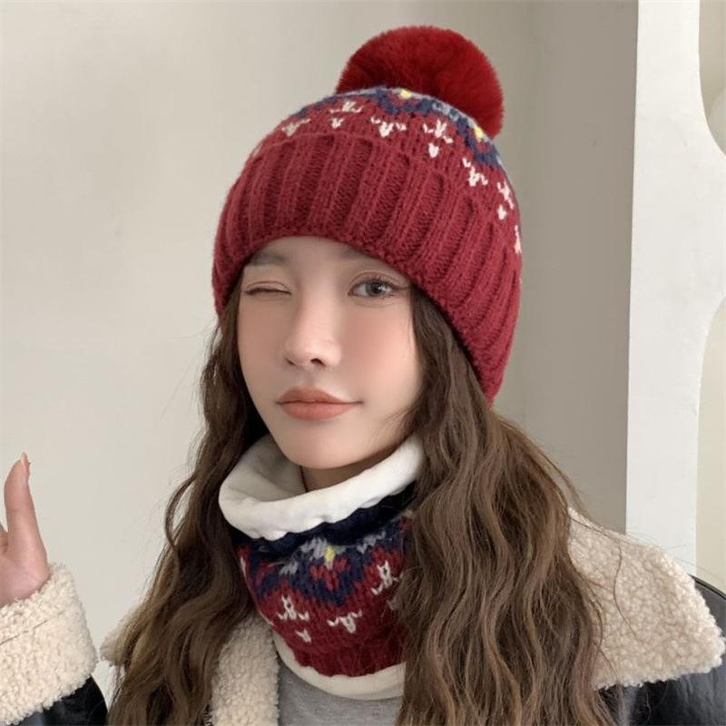Hat Women's Winter Warm Thickened Versatile Wool Hat Casual Fashion Hairball Knitted Hat Personalized Pullover Hat Women's Tide