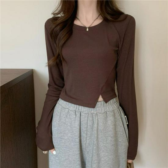 

Женская футболка с длинным рукавом осень-зима 2024 года белого цвета — модный короткий топ для стильных студенток