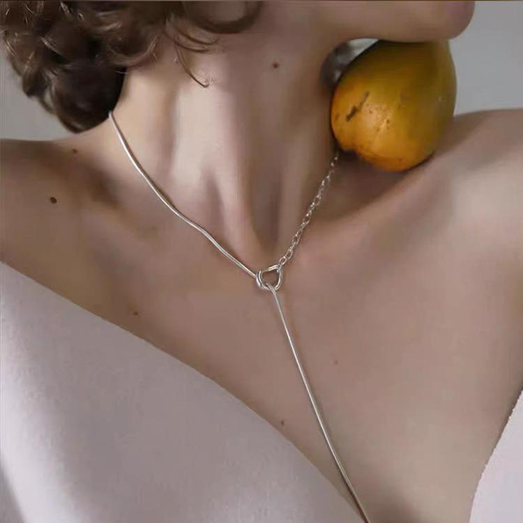 S925 Silver Minimalist Cool Style OT Clasp Necklace – Versatile One-Word Stick Choker for Women