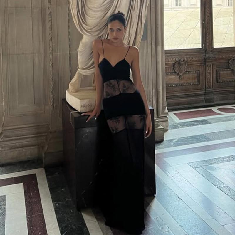 

LYRIA Elegant Lace Spliced Halter Long Dress Women Sexy Backless See Through Female Party Dresses Lady Chic Evening Gowns S