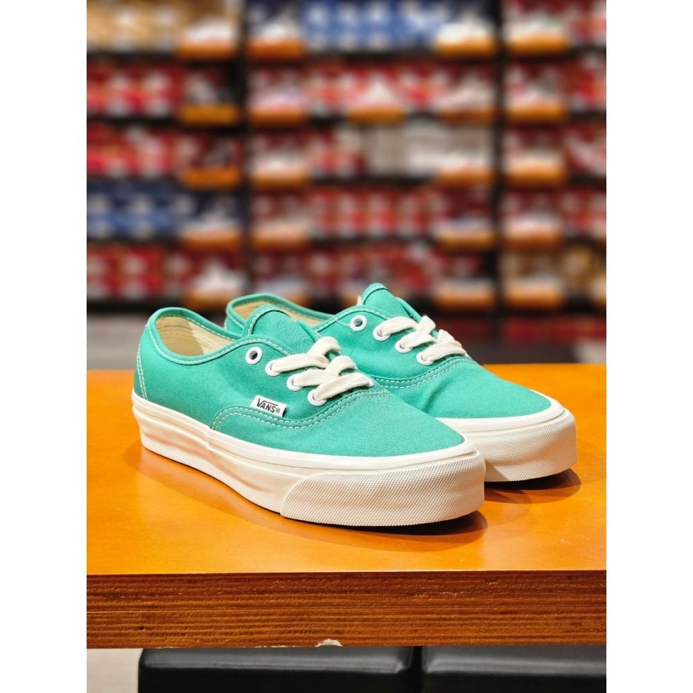 

Vans Unisex Authentic Issue 44 Green Vn000cw2cx1 Sneakers 220