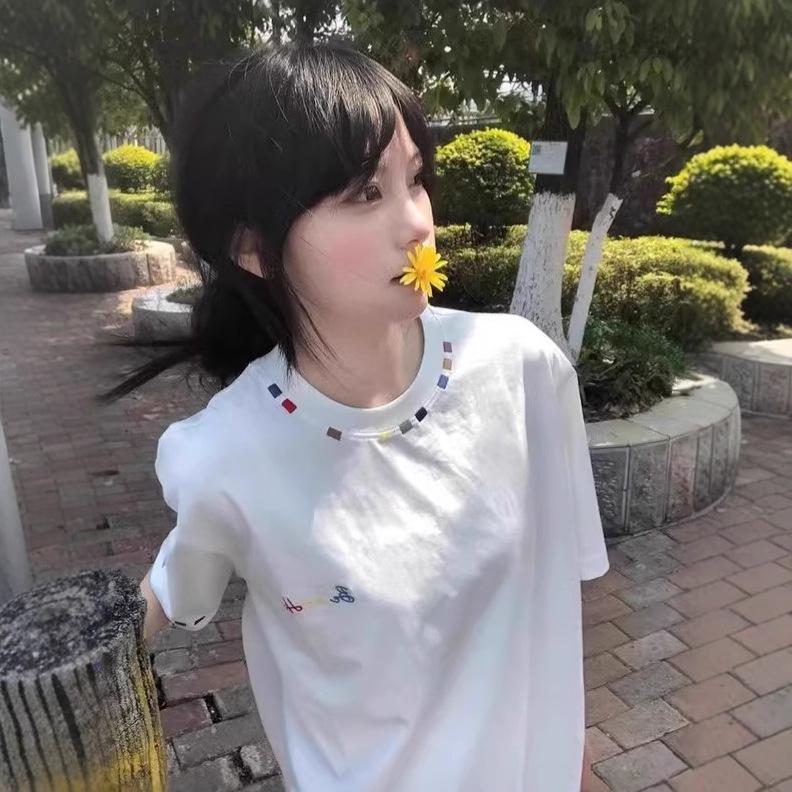 

2025 Summer Women s Retro Embroidered Loose Fit Half Sleeve Top L [Premium] белый