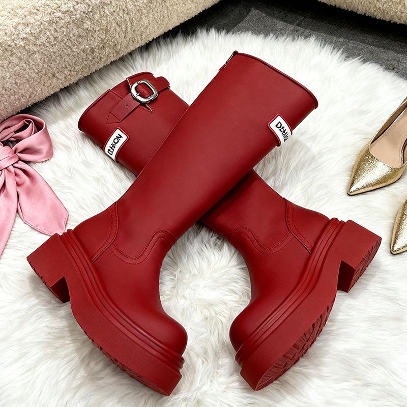 

Ретро красные ботинки женские осень и зима новые британский стиль универсальные и тонкие на толстой подошве увеличивающие рост рыцарские ботинки женские 40 красный