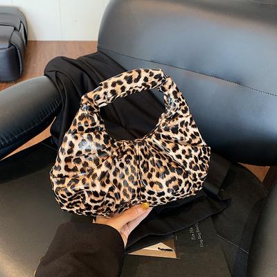 Summer Niche Leopard Print Bag Women's New Retro Pleated Cloud Bag Fashionable Versatile Handbag Bag
