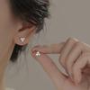 Cercei Stud Floare Iris Albastru din Argint Sterling: Design Floral Elegant pentru Femei