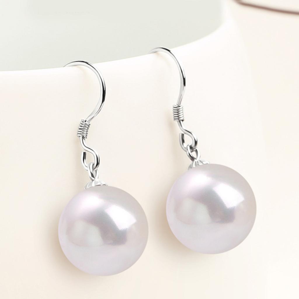 Fashionable, Unique, Understated Luxury, , And High-end Jewelry; A Perfect Gift For A Friend.