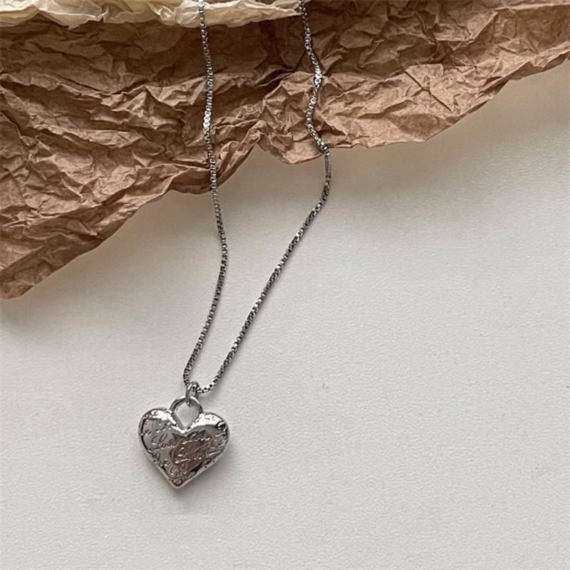 Love Heart/Butterfly/Star Necklace Geometric Pendant Clavicle Chain Adjsuatble Neckwear Fashionable Jewelry Pieces