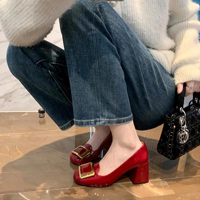 Fashion Women Pumps Fashion Square Heel Sexy High Heels Wedding Shoes Ladies Round Toe Metal Buckle Party Chunky Shoes Zapatillas Mujer