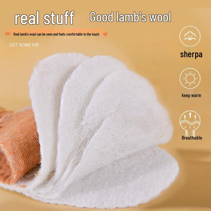 Breathable, warm fleece-lined winter insoles with sweat-absorbing, cold-proof imitation lamb's wool.