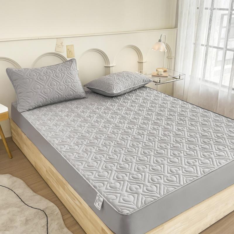 Klasse A Liebe Gebürstet Wasserdicht Gesteppt Spannbettlaken Einzelstück Verdickt Rutschfest Windel Bettbezug Matratzenschutz