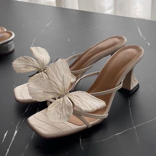 Fashion Female Shoes Butterfly-Knot Square heel Ladies' Slippers Women Heels Luxury Slides 2025 Block High Designer Pumps Slippers Casua