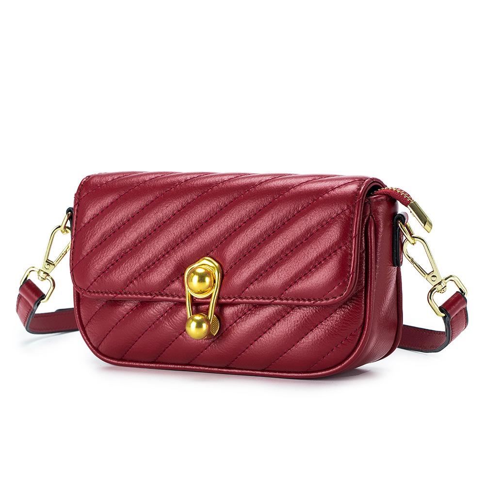 

Новая сумка женская сумка нишевый дизайн сумка на плечо легкая роскошная универсальная сумка-мессенджер мини маленькая сумка маленькая квадратная сумка тренд красный