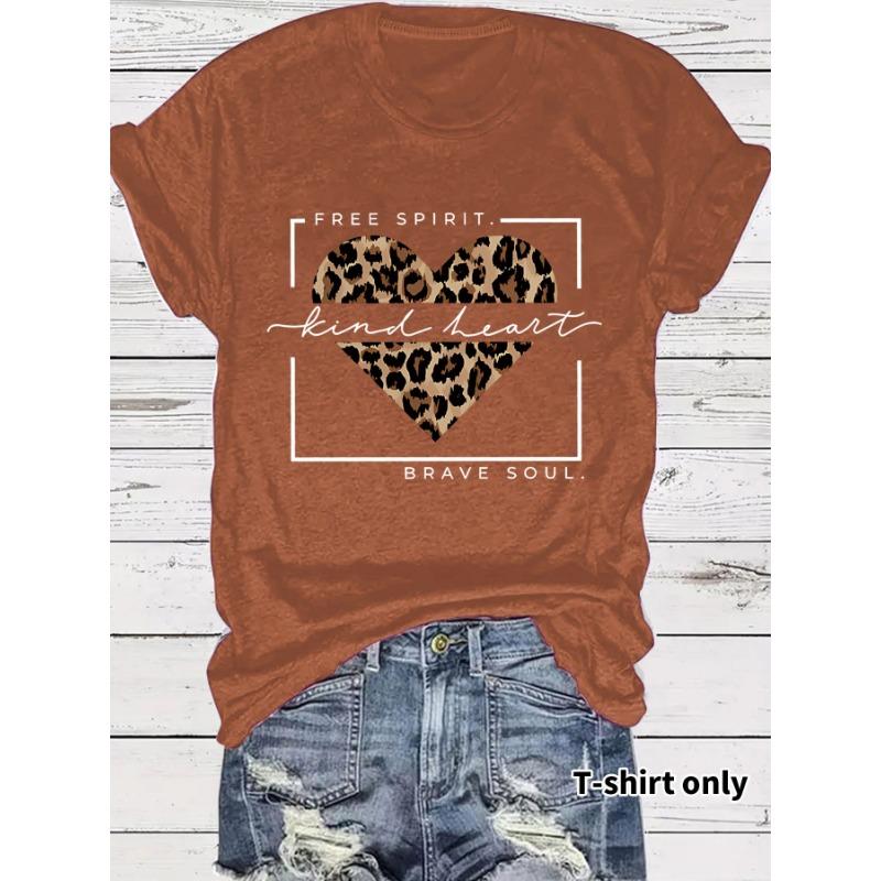 Ein neues lässiges T-Shirt mit Rundhalsausschnitt, lockerem Schnitt und kurzen Ärmeln, bedruckt mit Herzformen.