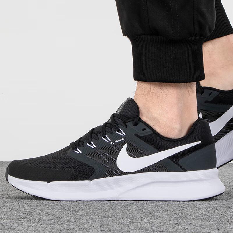 

Nike Men s DR2695 Running Shoes US 10.5