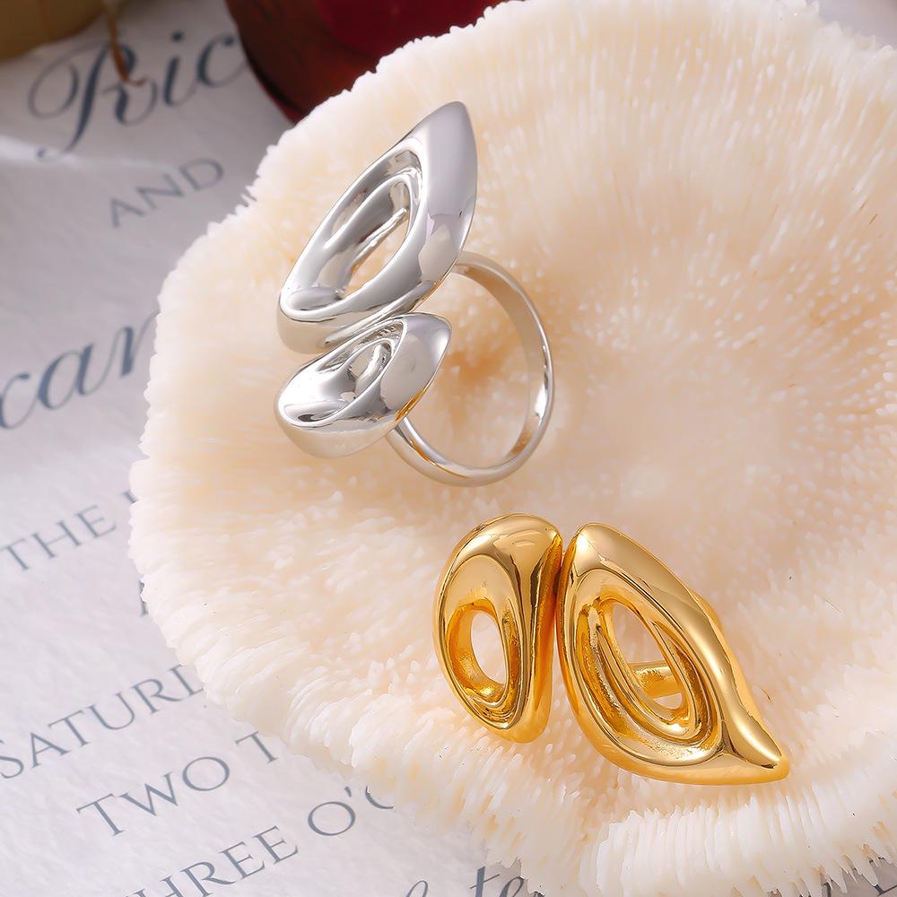 Offener Ring 18 Karat Vergoldet für Damen - Europäisches Geometrisches Schweinenasen-Design