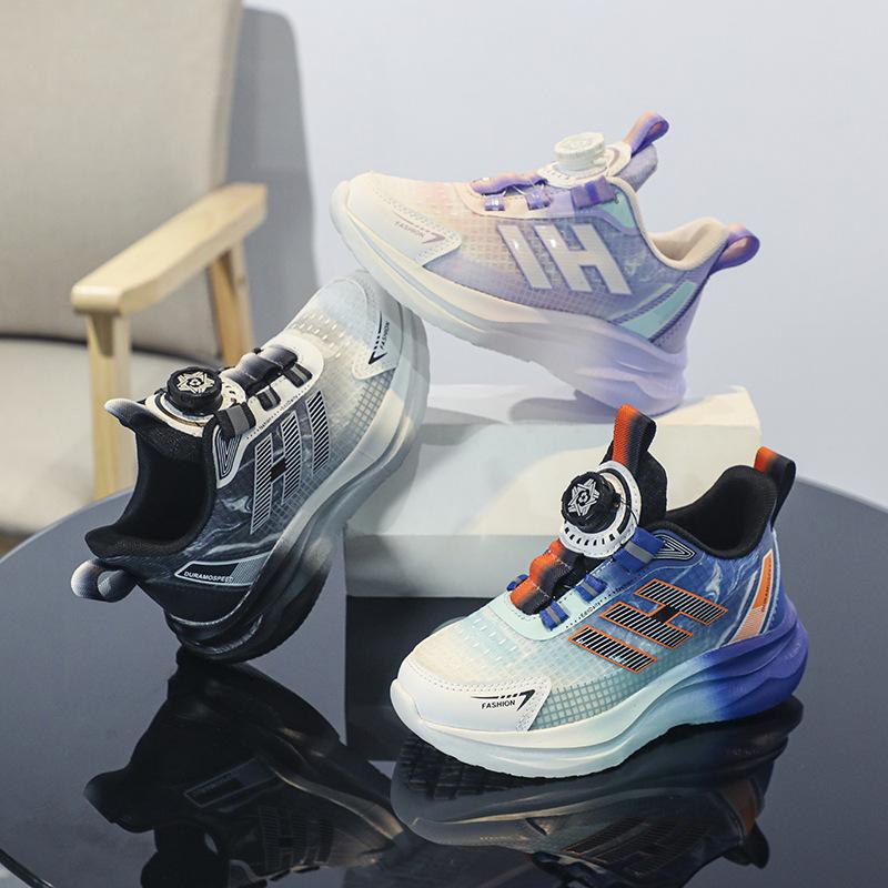Fujian Classmates Boys Breathable Sneakers Girls Running Shoes Children's Claw Buckle Middle and Older Children's Net Shoes Entity