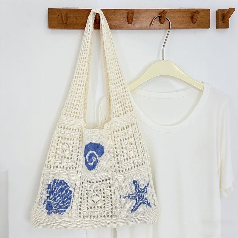 Knitted Beach Resort Hollow Tote: Women's Large Capacity Single Shoulder Bag for Commute or Outing