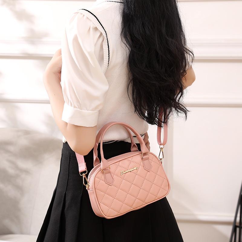 Fashion New Diamond Single Shoulder Women's Bag Solid Color Simple Temperament Small Bag Women's Bag Versatile Texture Shoulder Messenger Bag