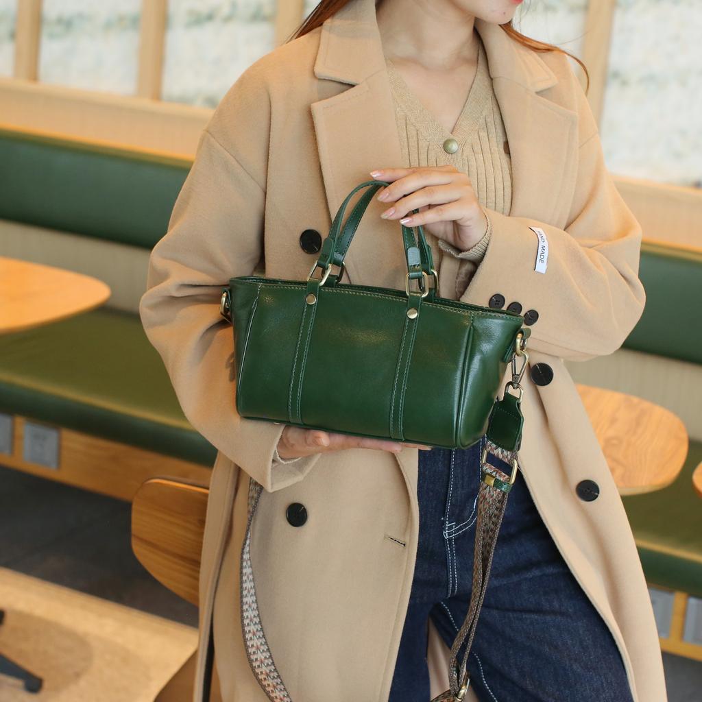 Spring New Large Capacity Crossbody Handbag Versatile Vegetable Tanned Soft Leather Wide Shoulder Strap Shoulder Bag