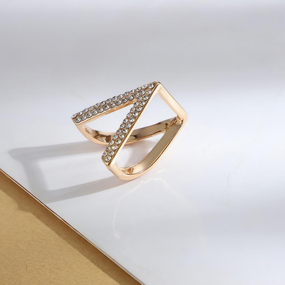 Metal Crystal Silk Scarves Buckle Ring Clips Female Fashion Clothes Corner Buckle Shawl Brooch Pins Alloy Luxury Shawl Ring Gift