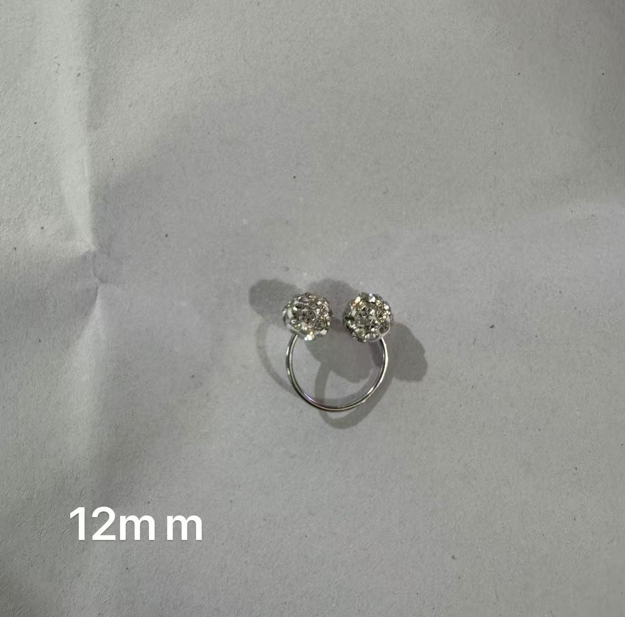 

Женские серьги из титановой стали: Двусторонняя поворотная пряжка, дизайн с двумя кольцами в виде подковы, нишевый стиль, можно носить во время сна.