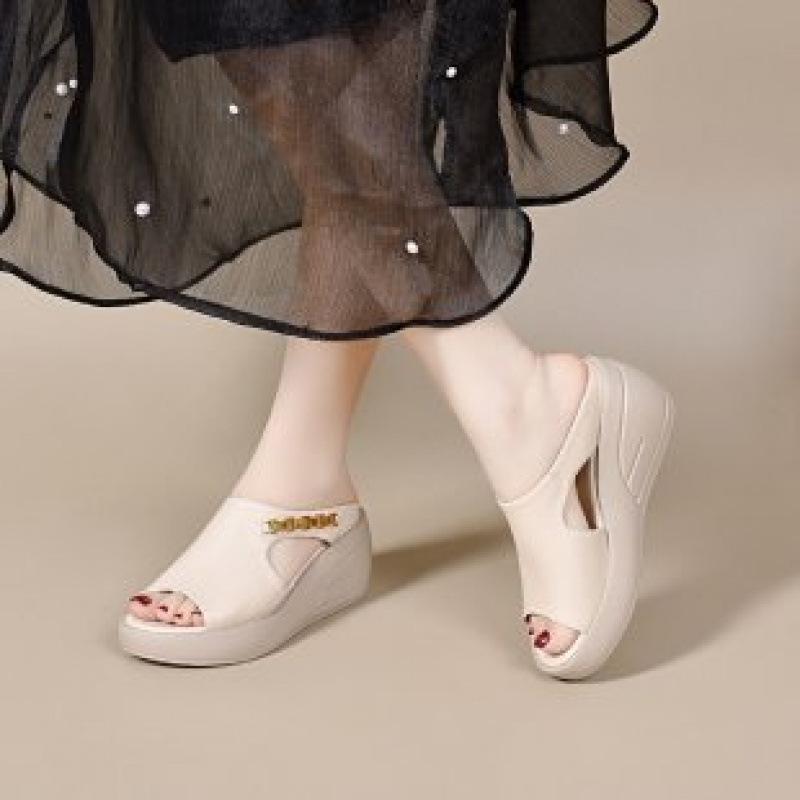 Muffin Platform Sandals Women's 2025 Summer Wear Wedge Heel Non-slip Thick-soled Slippers Heightening Soft-soled Waterproof Table Women's Shoes