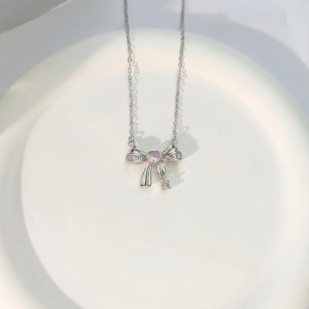 Love Bow Necklace Women'S Light Luxury Sweet Wind Heart-Shaped Zircon Pendant Collarbone Chain