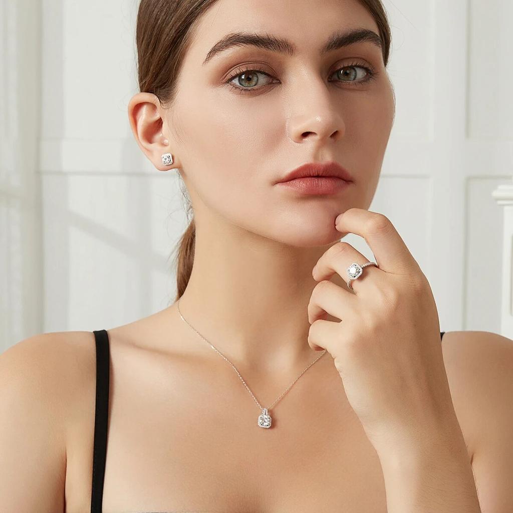 Boucles d'oreilles puces carrées halo inhabituelles en diamant moissanite pour femmes certifiées argent sterling 925 bijoux fins tendance anniversaire