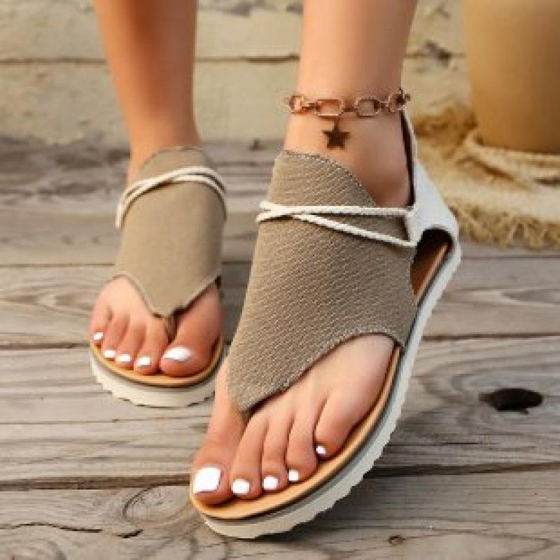 Summer new shoes European and American flat-bottomed large-size rear zipper sandals Roman shoes 43 хаки 3100₽