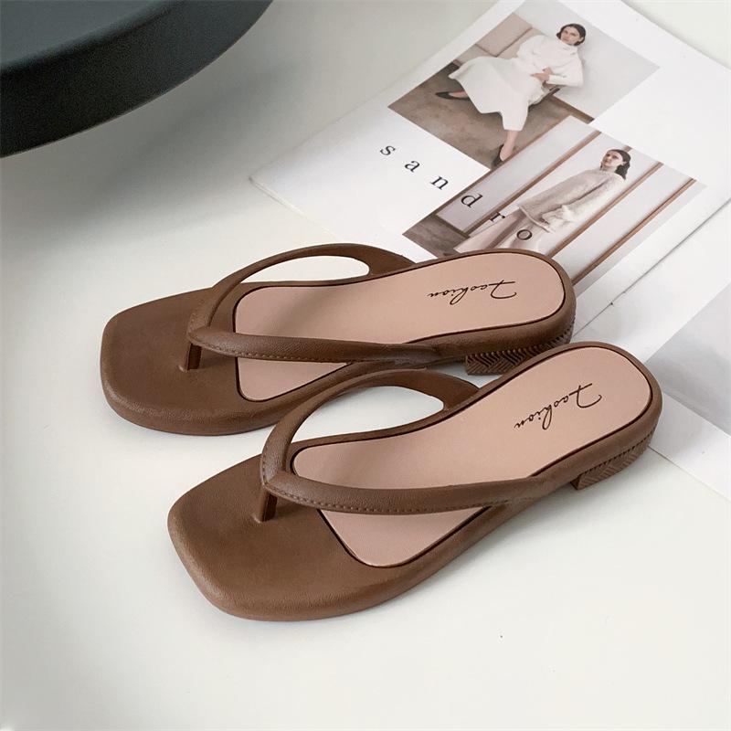 Women's Versatile Summer Flip-Flops: Thin Strap Solid Color Beach Sandals