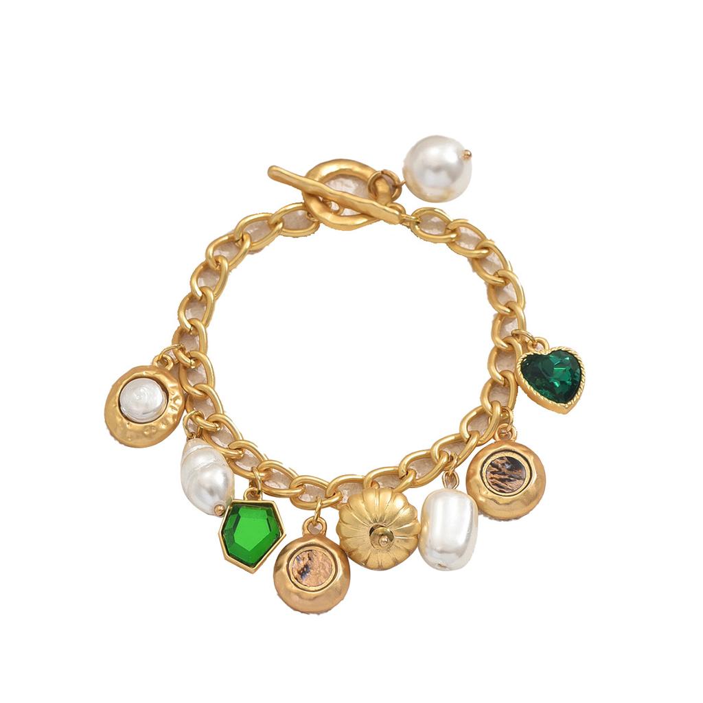 Hot Selling Women's Bracelets Geometric Setting Diamond Design Love Element Bracelets Versatile