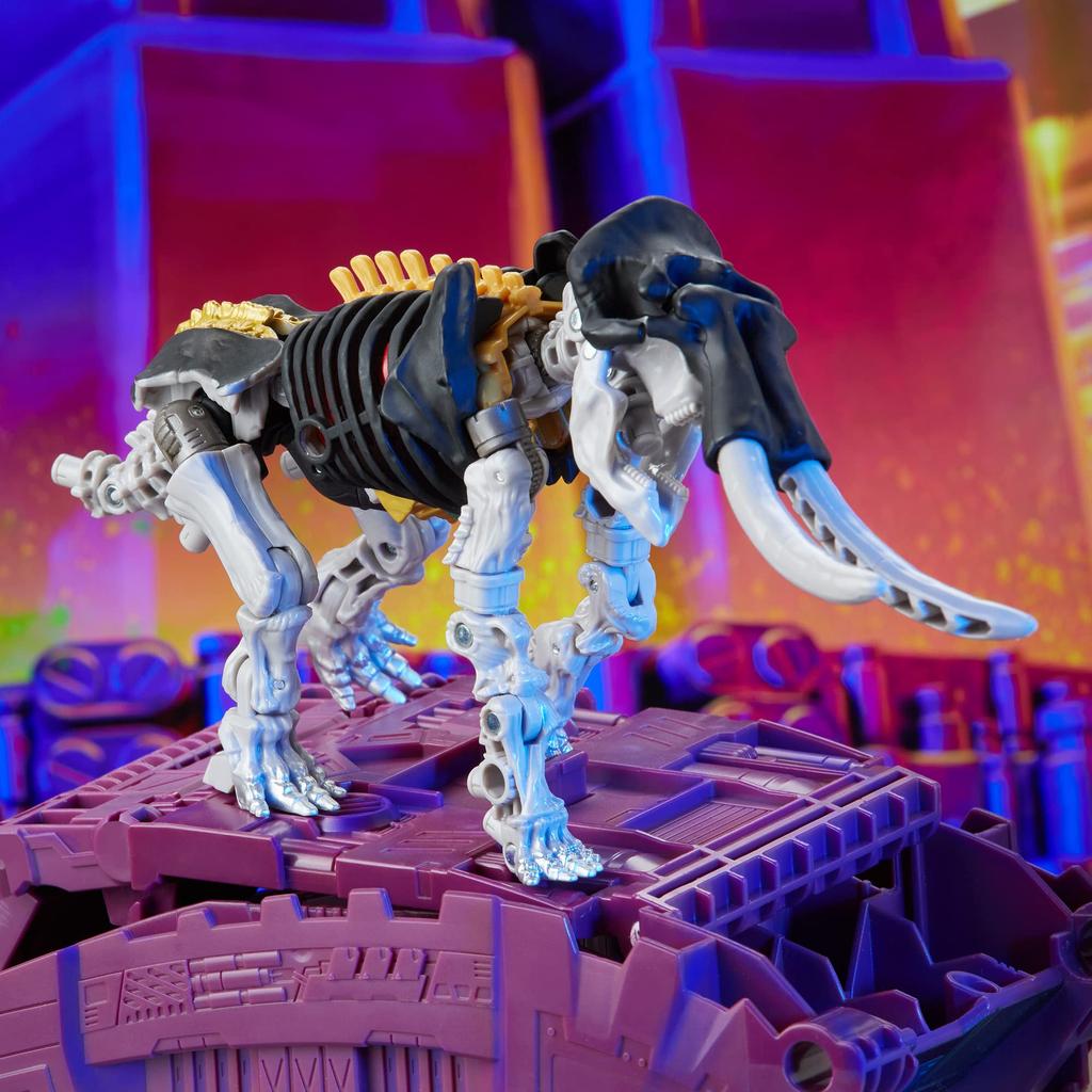 Transformers Generations Legacy Wreck & Ruhr Collection G2 Universe Leadfoot and Master Dominus, Amazon Exclusive, Ages 8+, Includes 5.5-Inch Figures