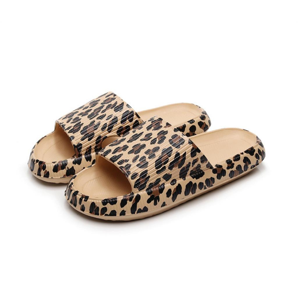 Ladies' Fashionable EVA Slippers with Leopard Print, Ladies' Thick Soled Cloud Slippers for Vacation, Beach, Dormitory, Plus Size Women's Shoes
