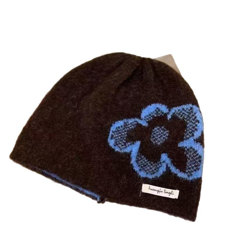 Korean Floral Knit Beanie for Women Winter Warm Face-Slimming Hat