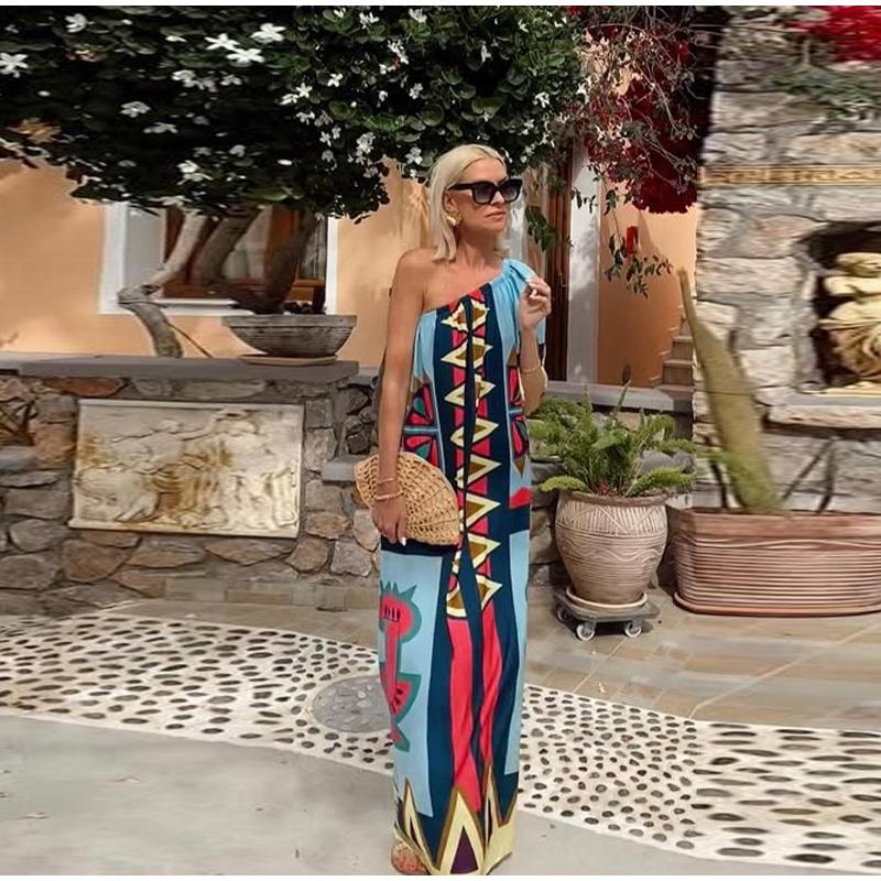 

2025 Позиционирующая печать Диагональное плечо Отпуск Длинная юбка Женское платье Отпуск Ветер Пляжный Повседневный Модный Длинное платье XL
