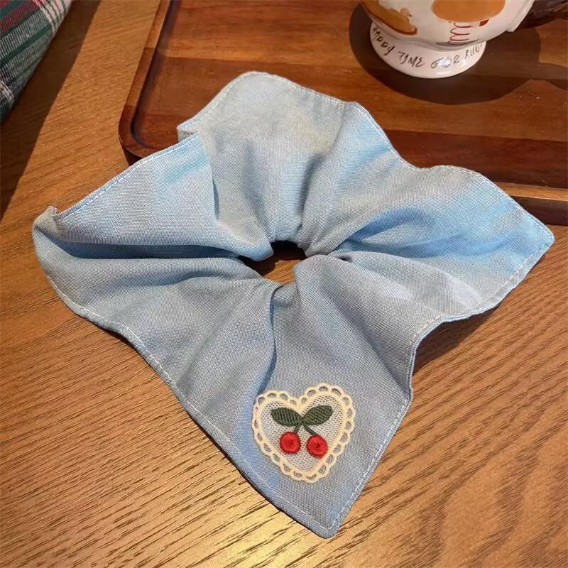 Chouchou Cheveux Cœur d'Amour Doux Carré Ours & Cerise - Haut de Gamme, N'Abîme Pas les Cheveux