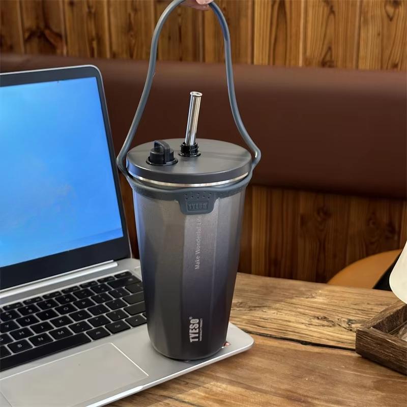 Stainless Steel Coffee Cups Vacuum Insulated Mugs Portable Large Capacity Ice Bar Thermal Cup with Silicone Rope Straw Water Cup