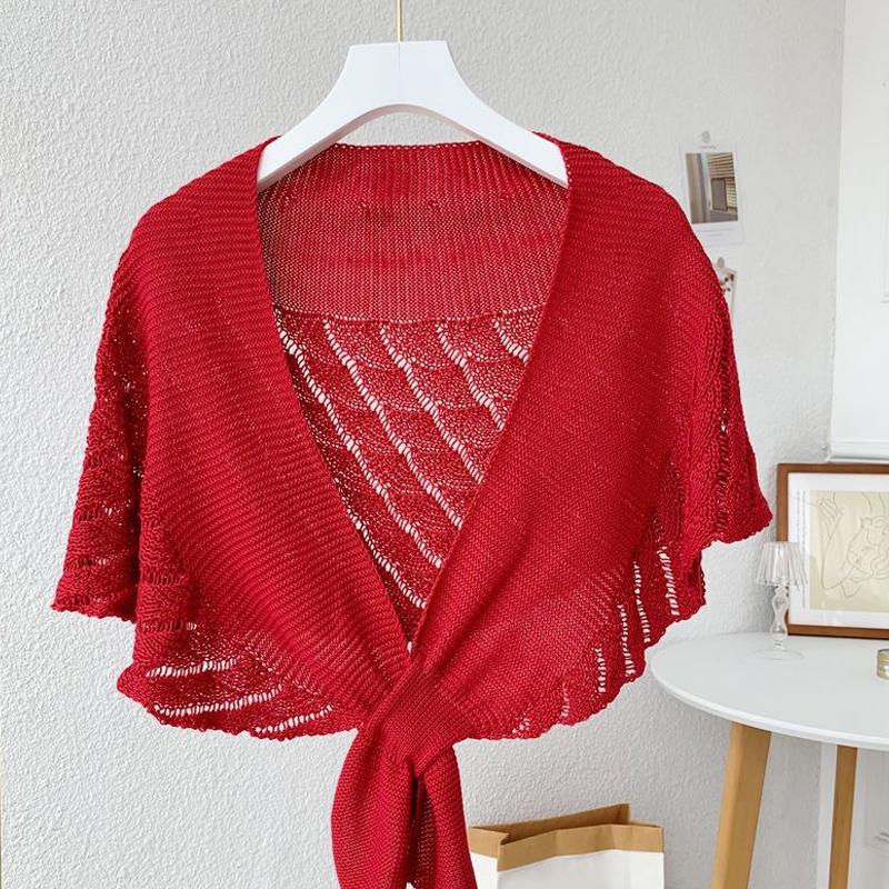 Kvinners fasjonable strikkesjal kan brukes i alle årstider. Allsidig high-end sjal. Solbeskyttelse og varmt skjerf