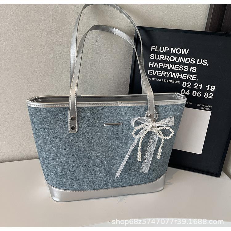 Premium Tote Bag Women s 2025 New Trendy Fashion Large Capacity Commuter Versatile Hand Carry Shoulder Underarm Bag