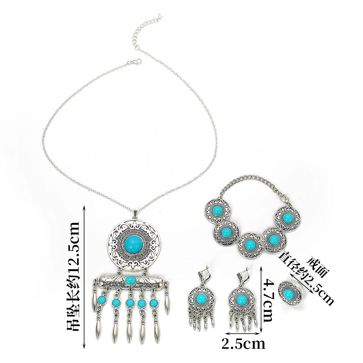 New Bohemian Fashion Necklace Earrings Set Inlaid Turquoise Carved Pattern Fringed Jewelry